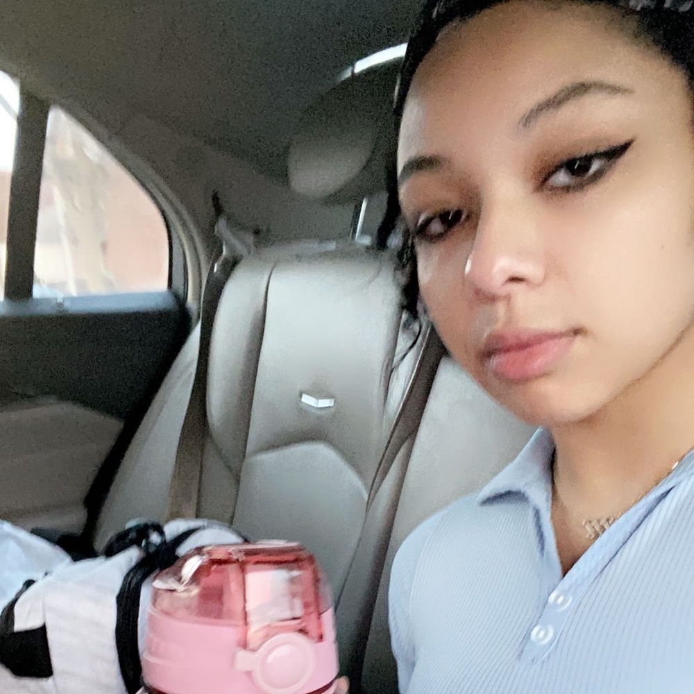 Meet your posher, Brae💗